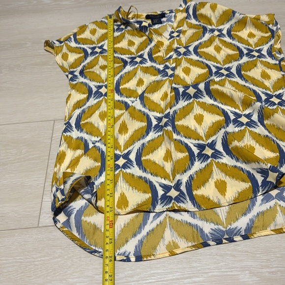 3/$10 RACHEL Rachel Roy Yellow Blue Geometric Blouse with Mandarin Collar - Picture 5 of 8